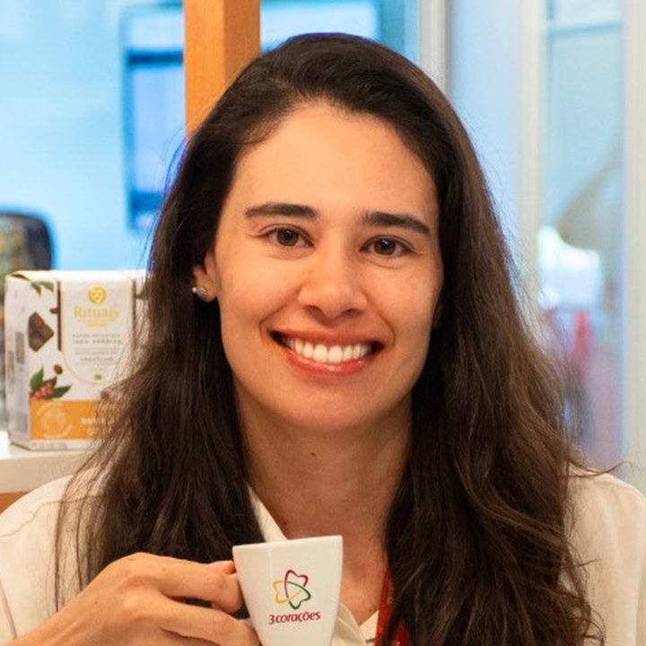 Paula Limeira Lima